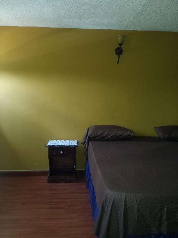 Impeccable Guest Rooms 2 Kingston Rom bilde